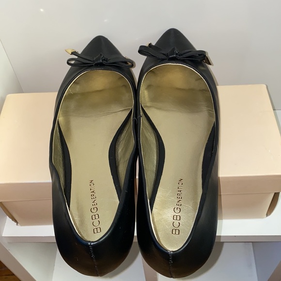 BCBG Flats - Picture 5 of 5